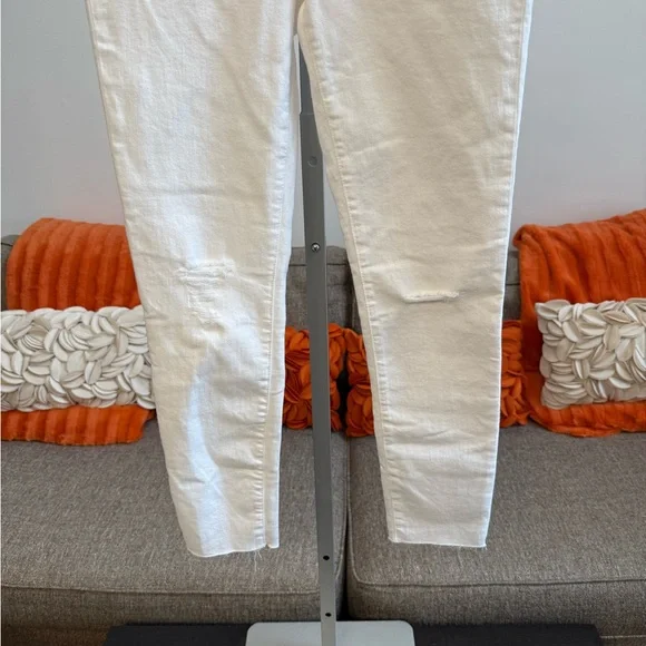 ❣️🆕Madewell 9" High-Rise Skinny Crop White Jeans Destructed Edition❣️ - Picture 5 of 11